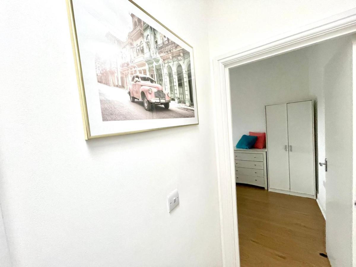 Koala & Tree - 2 Bedroom In City Centre - Short Lets & Serviced Accommodation Cambridge エクステリア 写真